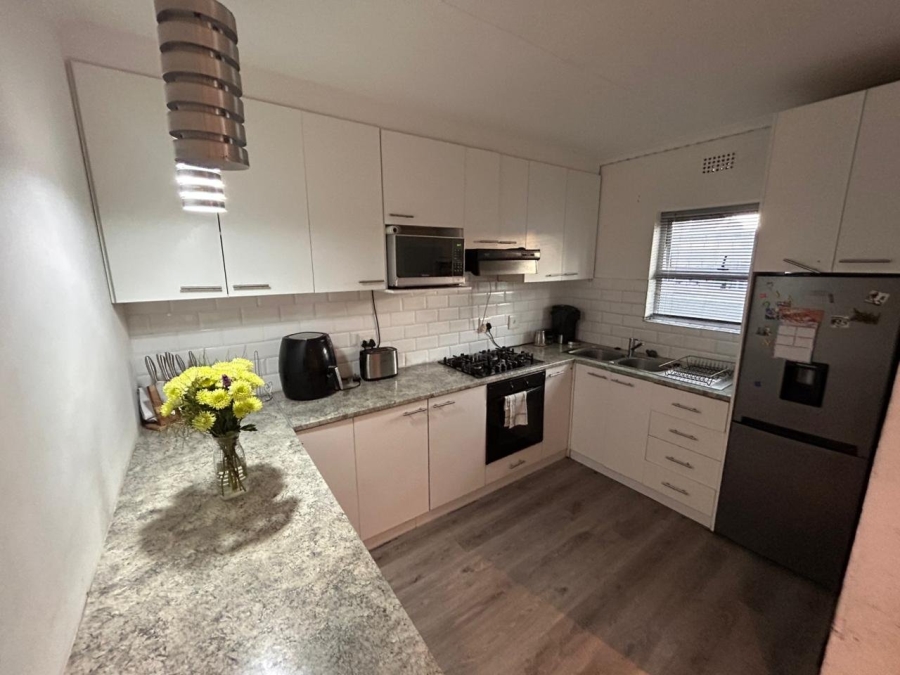 1 Bedroom Property for Sale in Pelican Park Western Cape